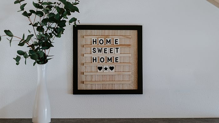 Bei Feuchtigkeit: Hausrat korrekt einlagern